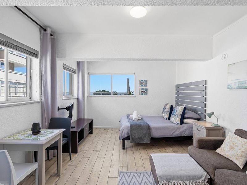 Aibnb Studio For Sale in Sea Point, Cape Town - Photo 6