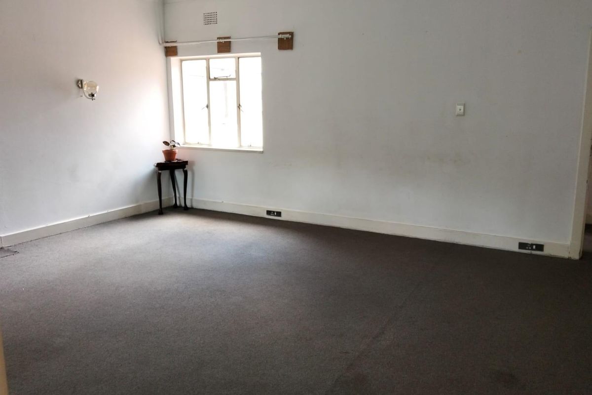 Apartment Block For Sale in Bellevue, Johannesburg - Photo 4