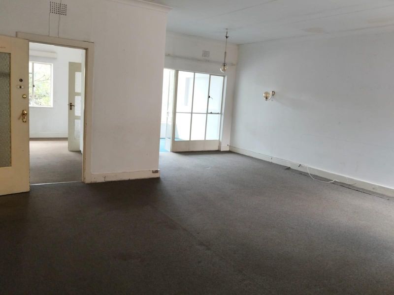 Apartment Block For Sale in Bellevue, Johannesburg - Photo 2