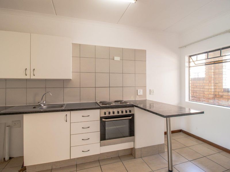 Investor Opportunity - Tenanted Apartment for Sale in Surreyside, Ferndale - Photo 6