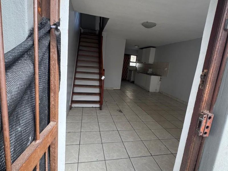 Charming Family Duplex in Summer Greens - Photo 8