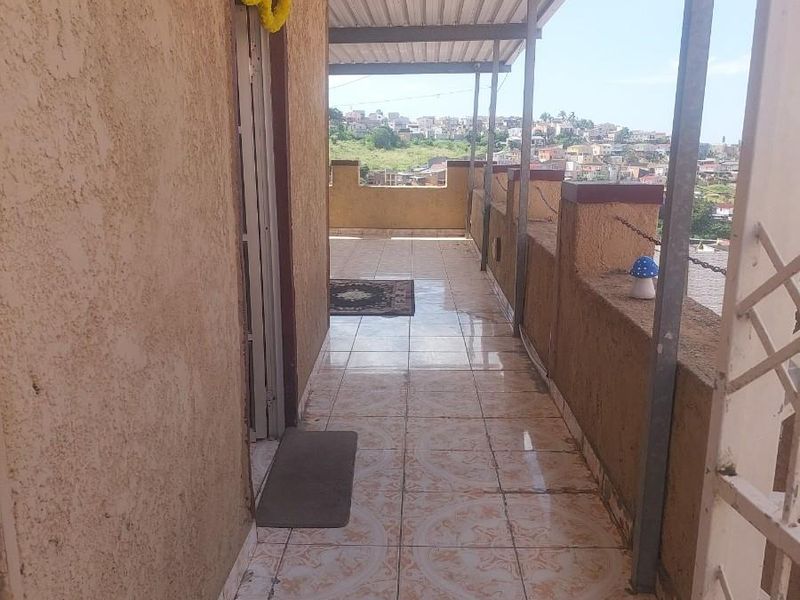 House For Sale in Montford, Chatsworth, KwaZulu Natal - Photo 2