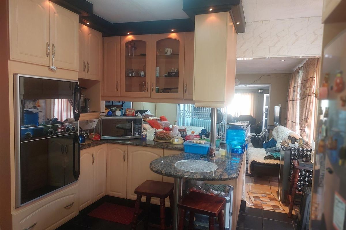 House For Sale in Montford, Chatsworth, KwaZulu Natal - Photo 5