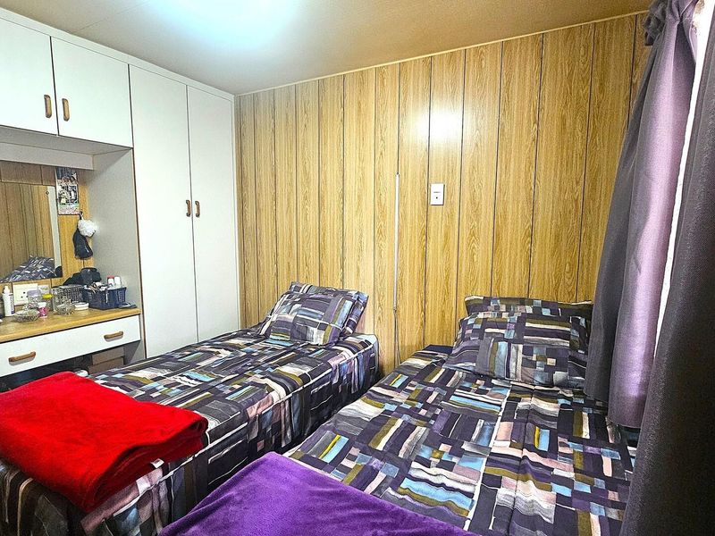 Cozy One Bedroom Park-Home in Margate - Photo 6