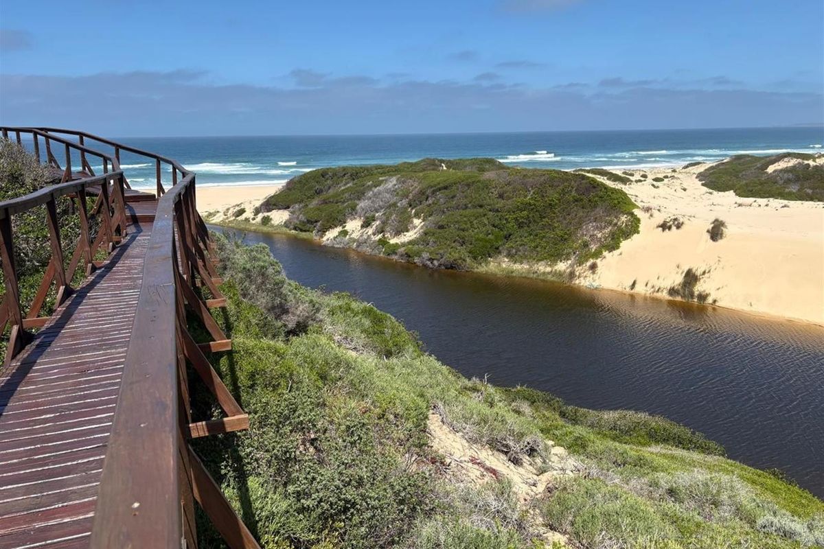 Front Breathtaking Sea View Stand in Moquini! - Photo 3