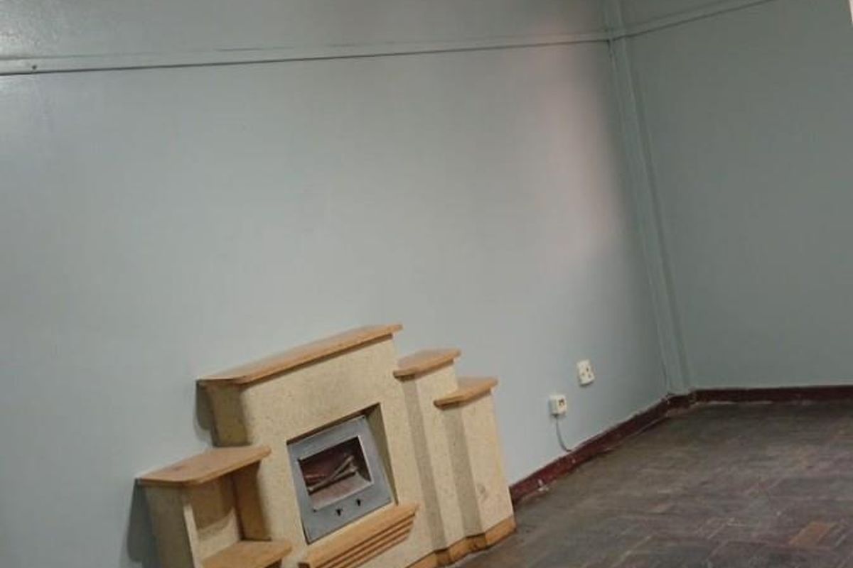 1.5 bedroom Apartment For Sale in Springs Central, Springs - Photo 3