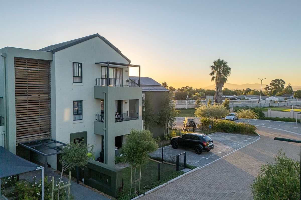 Modern 2-Bedroom Apartment for Sale in Kleijne Wingerd - Kuils River - Photo 5