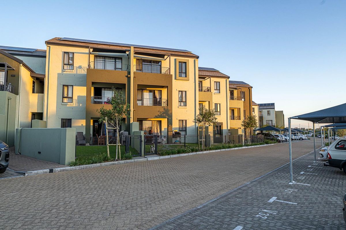 Modern 2-Bedroom Apartment for Sale in Kleijne Wingerd - Kuils River - Photo 4