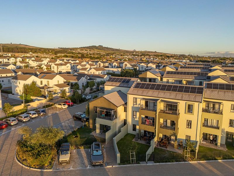 Modern 2-Bedroom Apartment for Sale in Kleijne Wingerd - Kuils River - Photo 3