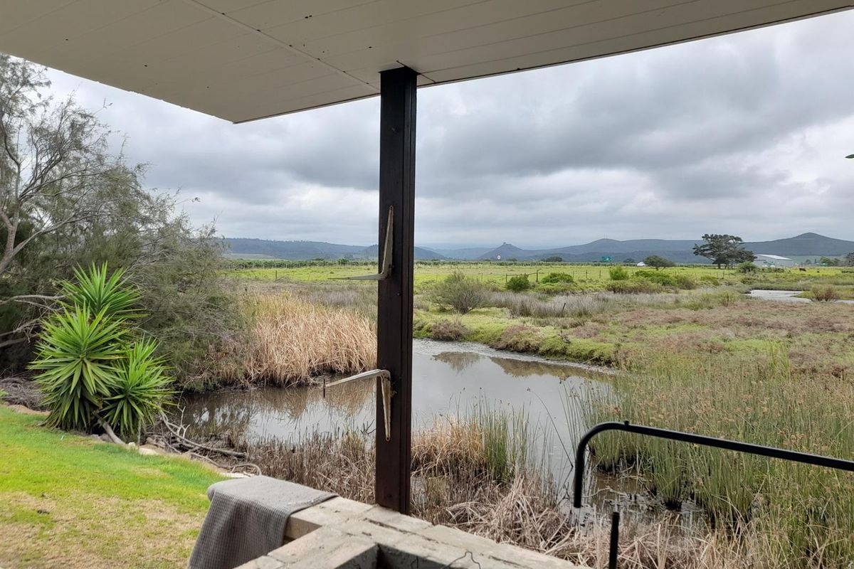 Riverside Living in the Heart of Klein Brak River, Garden Route - Photo 3