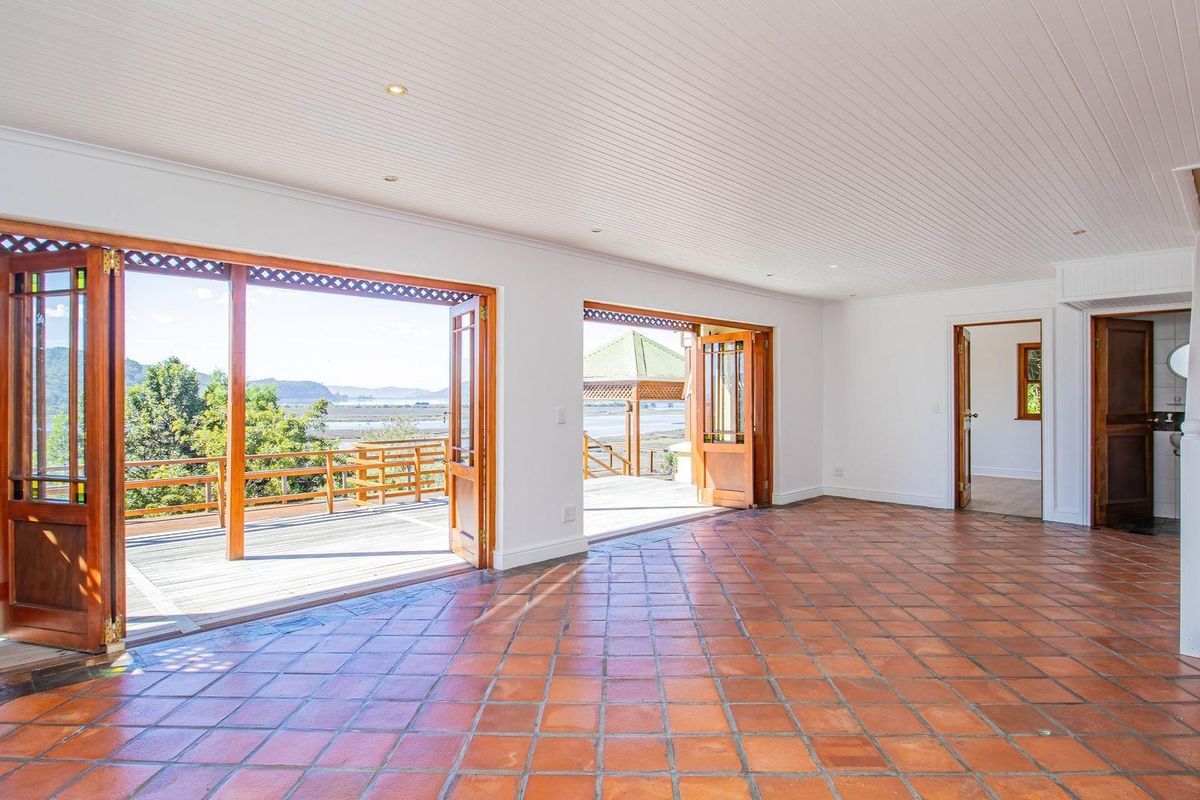 Olde Worlde Charm In Westford Bridge - Photo 5