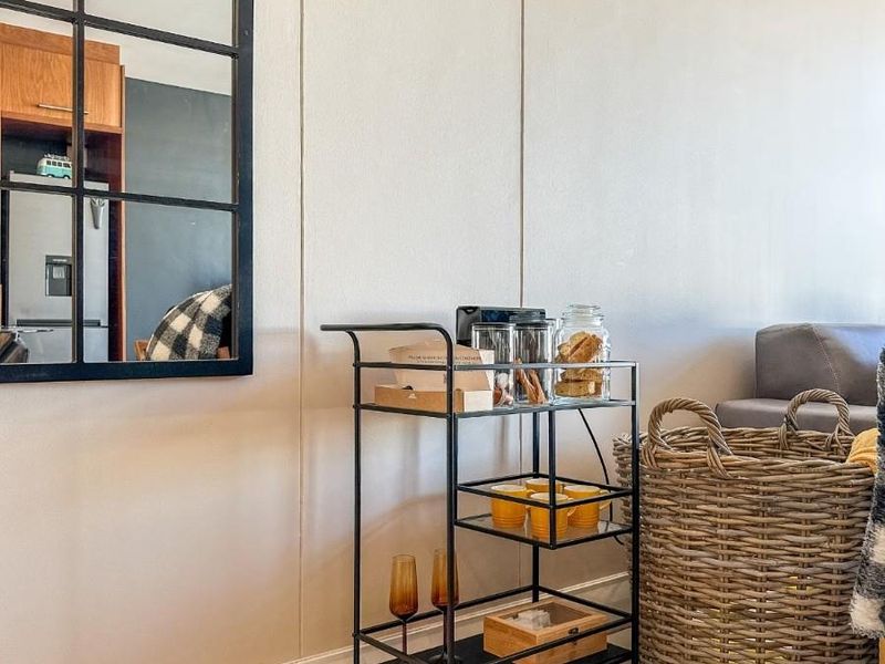 Stylish 1-Bedroom Apartment in Eden on the Bay - Prime Big Bay Location - Photo 8