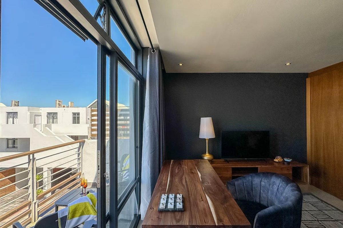 Stylish 1-Bedroom Apartment in Eden on the Bay - Prime Big Bay Location - Photo 4