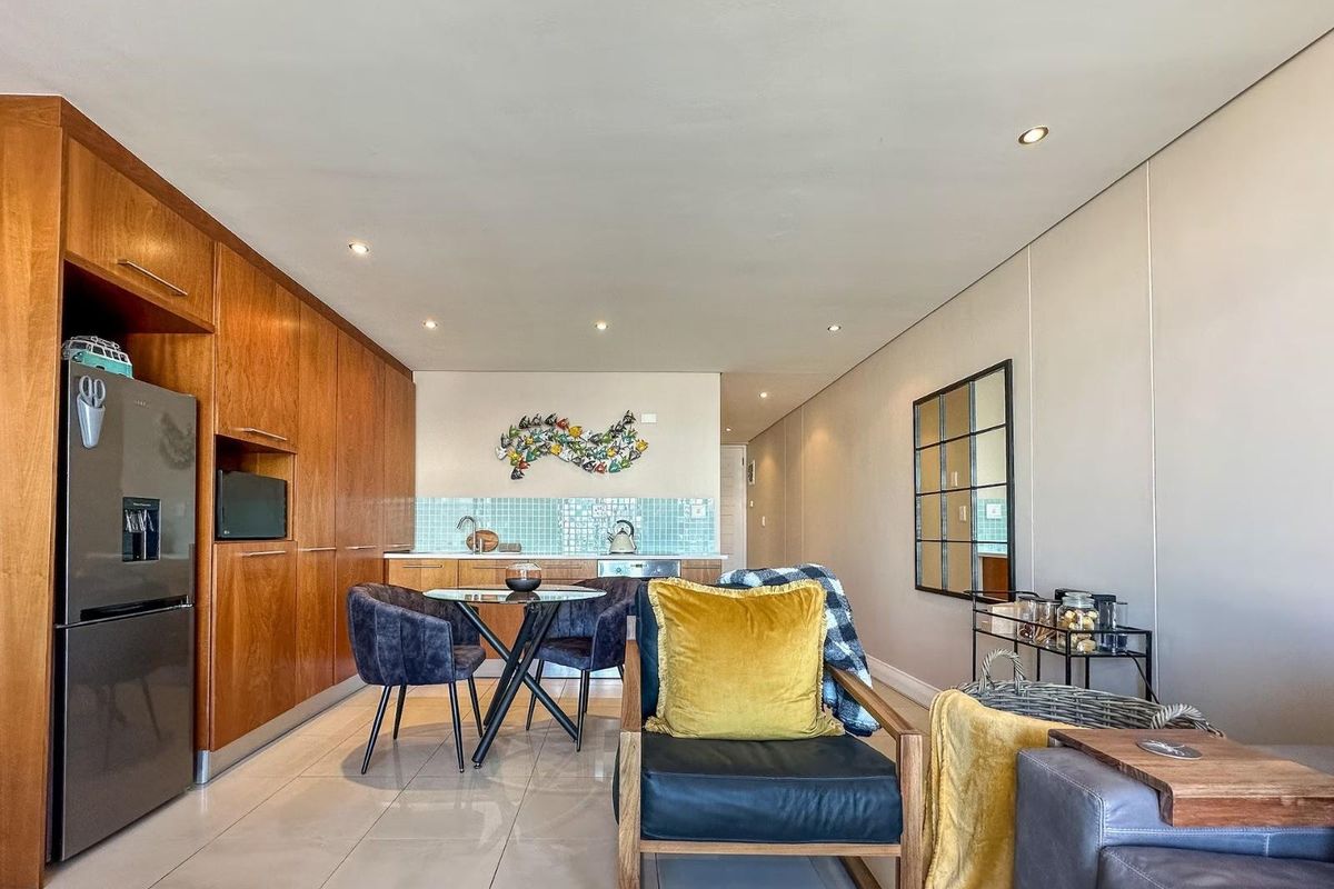 Stylish 1-Bedroom Apartment in Eden on the Bay - Prime Big Bay Location - Photo 2