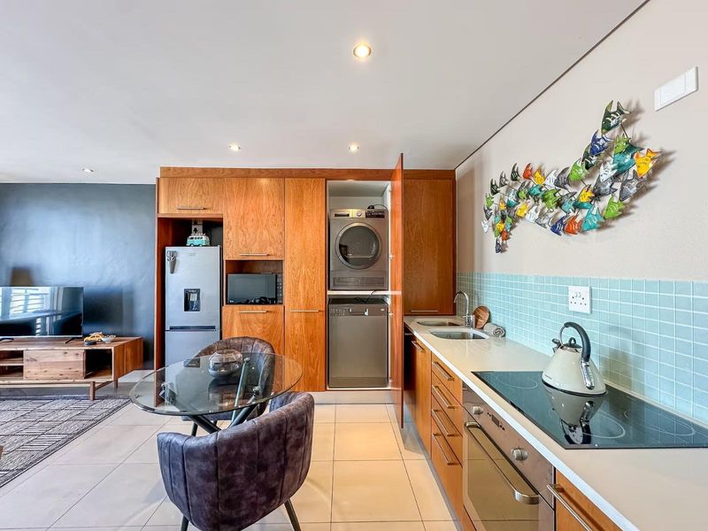 Stylish 1-Bedroom Apartment in Eden on the Bay - Prime Big Bay Location - Photo 3