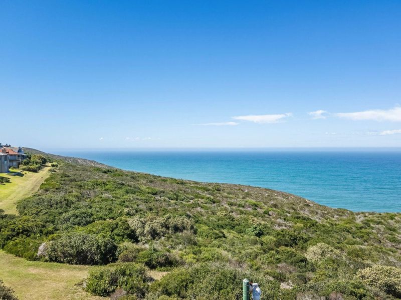 Family Home with Breathtaking Ocean Views! - Photo 3