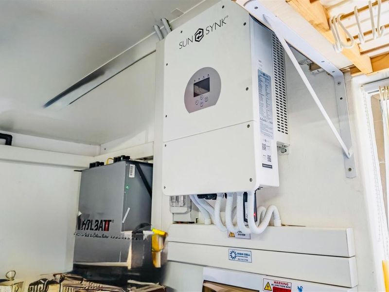 Family Home with Breathtaking Ocean Views! - Photo 9