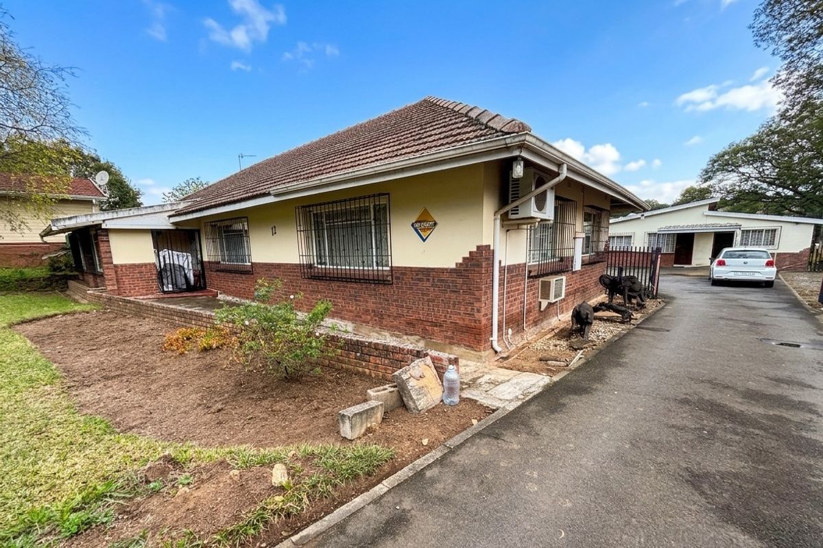 Prime Scottsville Investment | Walk to UKZN | High Rental Yield | 20 plus-Student Capacity Potential - Photo 4