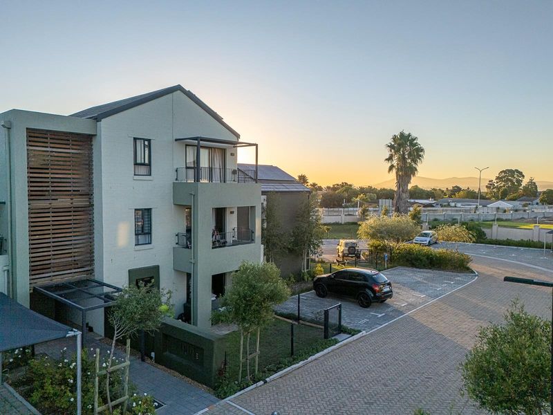 Modern 2-Bedroom Apartment for Sale in Kleijne Wingerd - Kuils River - Photo 4