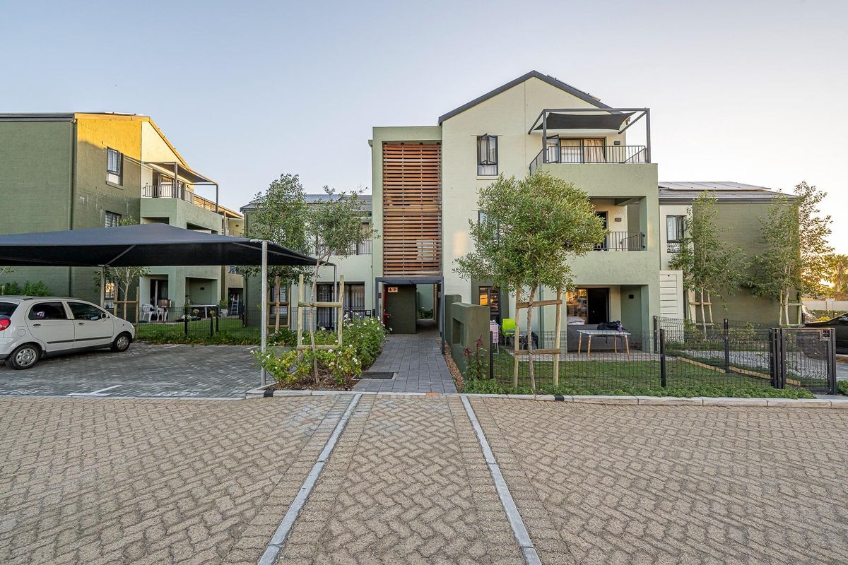 Modern 2-Bedroom Apartment for Sale in Kleijne Wingerd - Kuils River - Photo 5