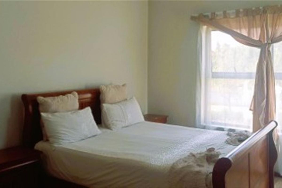 Charming Three Bedroom house in Celtisdal - Photo 3