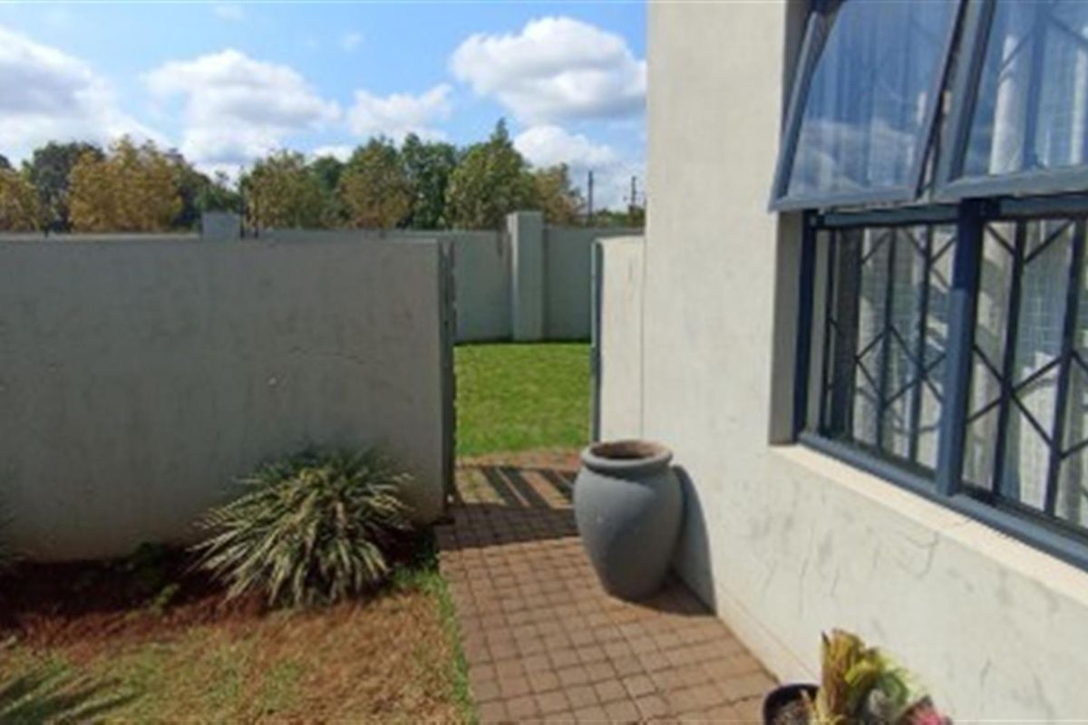 Charming Three Bedroom house in Celtisdal - Photo 2