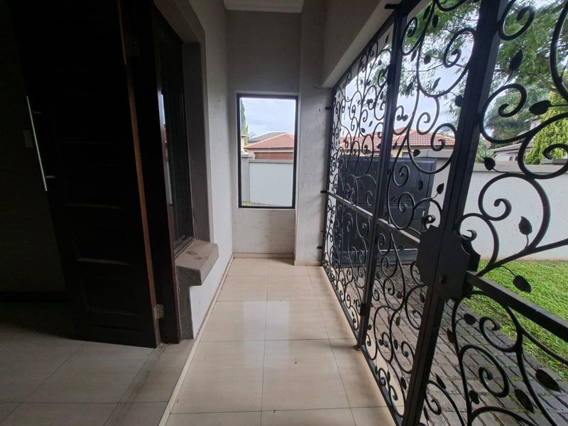 House To Rent in Celtisdal, Centurion - Photo 10