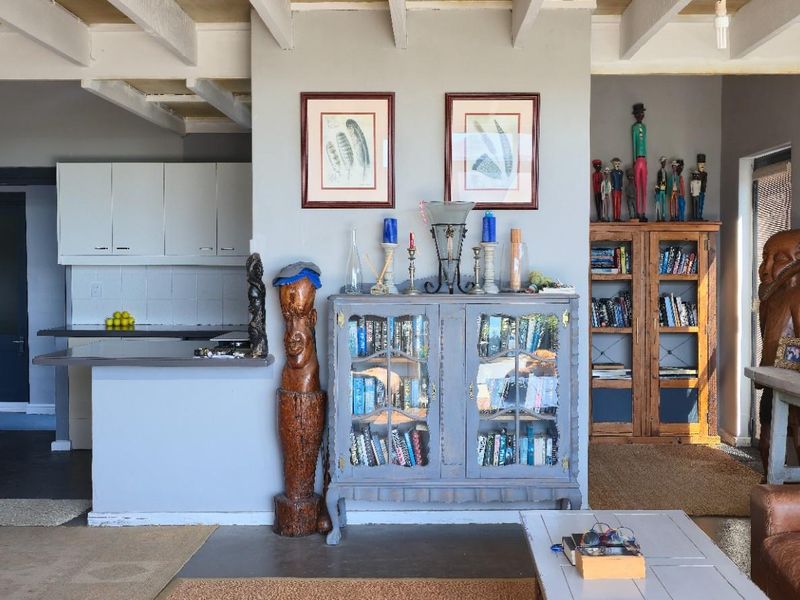 Home - where we live and thrive - Photo 8