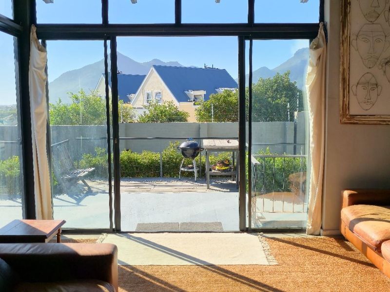 Home - where we live and thrive - Photo 4