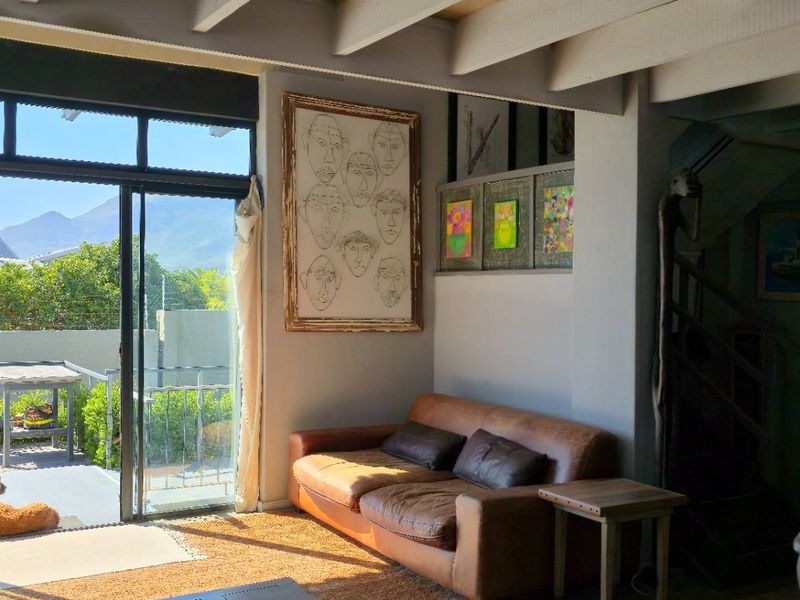 Home - where we live and thrive - Photo 5