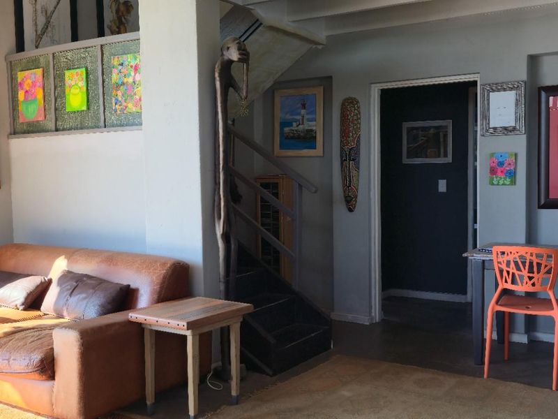 Home - where we live and thrive - Photo 6