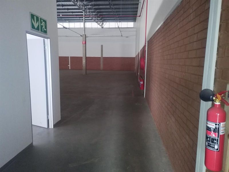 Industrial Warehouse To Rent in Sterkfontein AH, Kempton Park - Photo 7