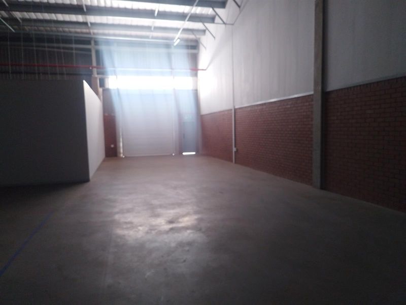 Industrial Warehouse To Rent in Sterkfontein AH, Kempton Park - Photo 10