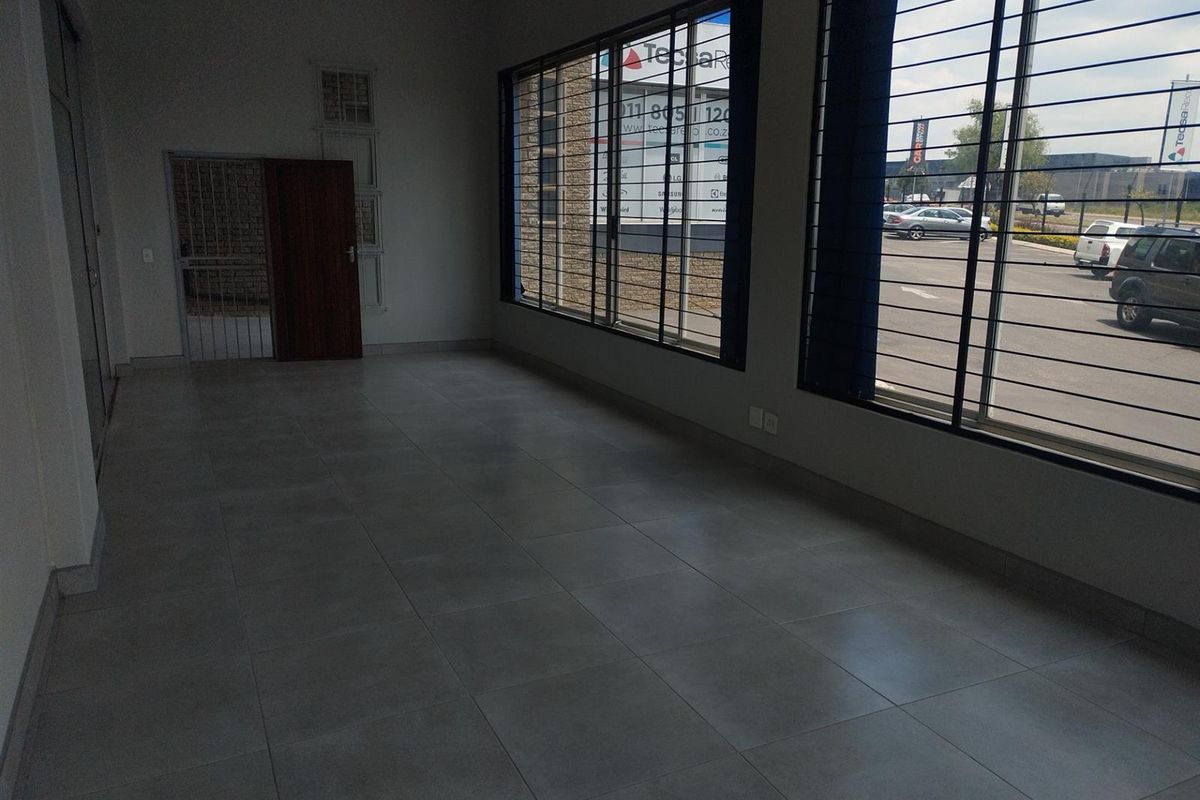 Industrial Warehouse To Rent in Sterkfontein AH, Kempton Park - Photo 5