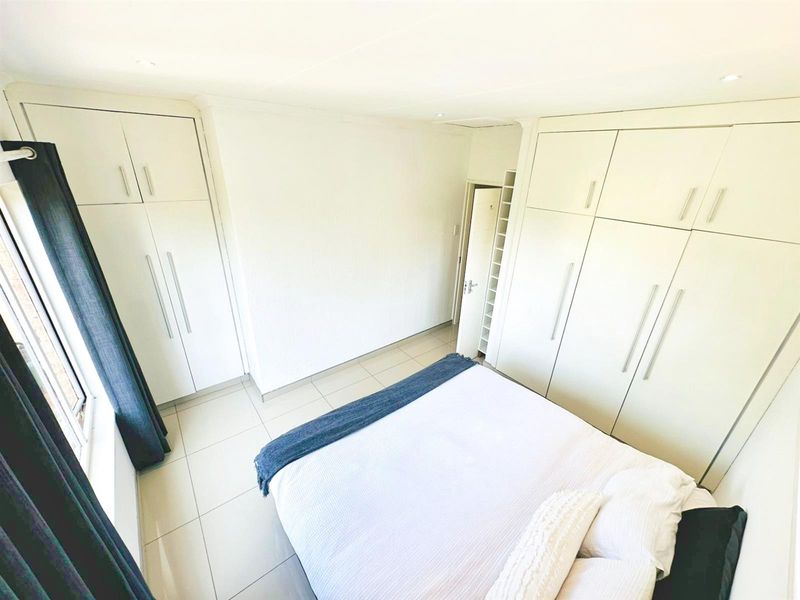 Modern, Secure, Peaceful Apartment in a Convenient Location - Photo 6