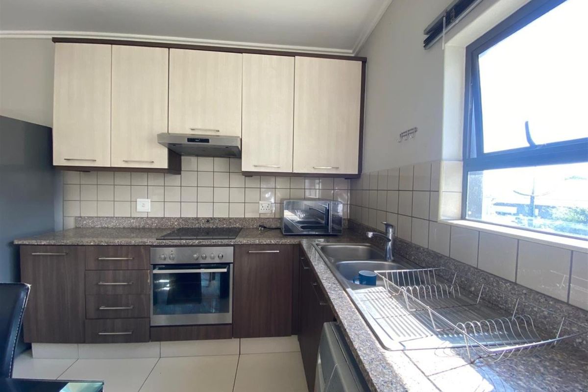Apartment To Rent in Umhlanga Ridge, Umhlanga, KwaZulu Natal - Photo 3