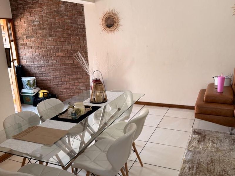 Townhouse For Sale in Vryheid, KwaZulu Natal - Photo 8