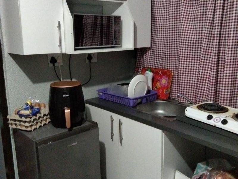 Cottage To Rent in Norkem Park, Kempton Park - Photo 1