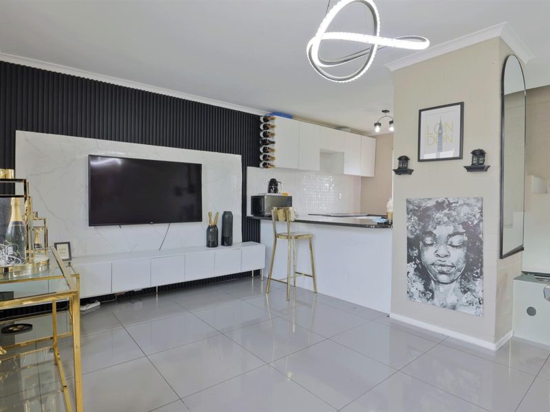 Duplex Apartment for Sale in Blouberg Sands - Photo 4