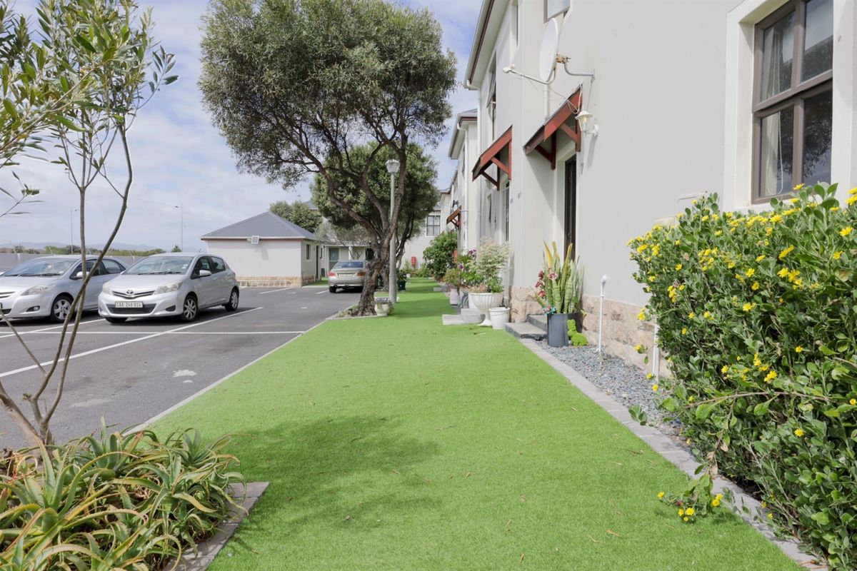 Duplex Apartment for Sale in Blouberg Sands - Photo 2