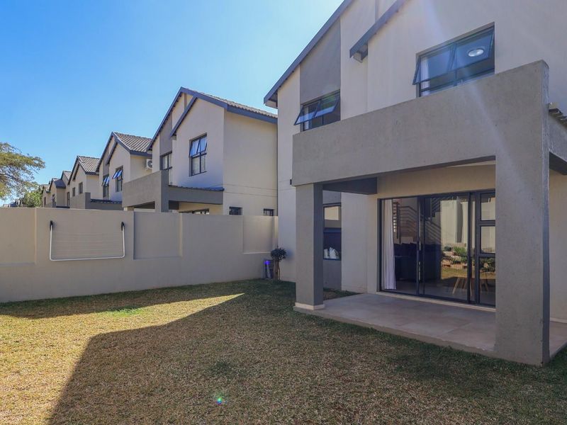 Townhouse For Sale in Nelspruit - Photo 1