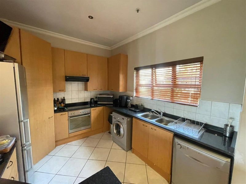 Apartment To Rent in Bryanston, Sandton - Photo 6