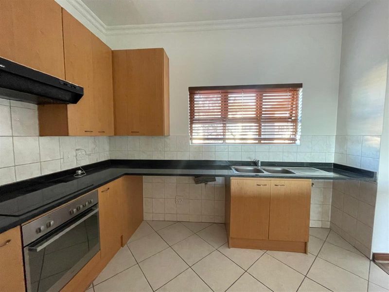 Apartment To Rent in Bryanston, Sandton - Photo 4