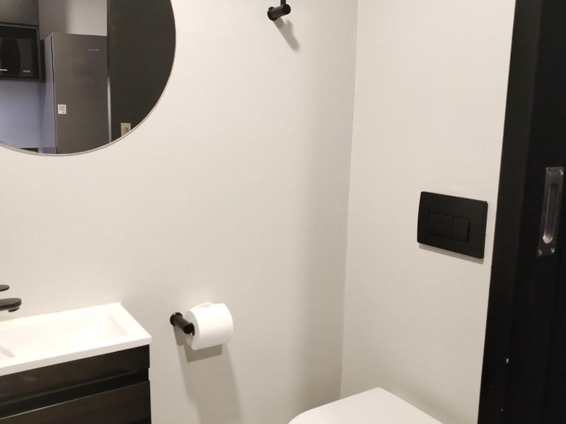 Move-In Ready Studio Furniture Included VAT-Based Sale (No Transfer Duty) - Photo 10