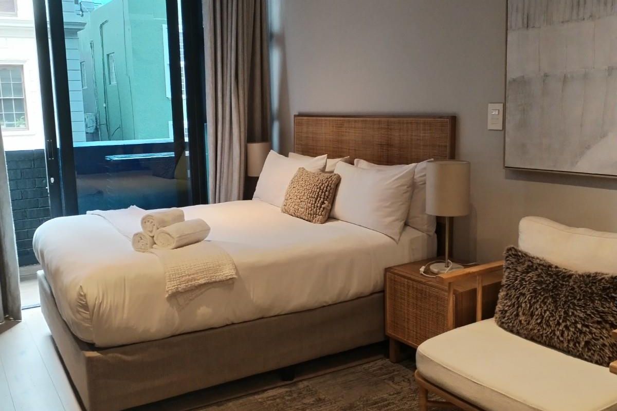 Move-In Ready Studio Furniture Included VAT-Based Sale (No Transfer Duty) - Photo 5