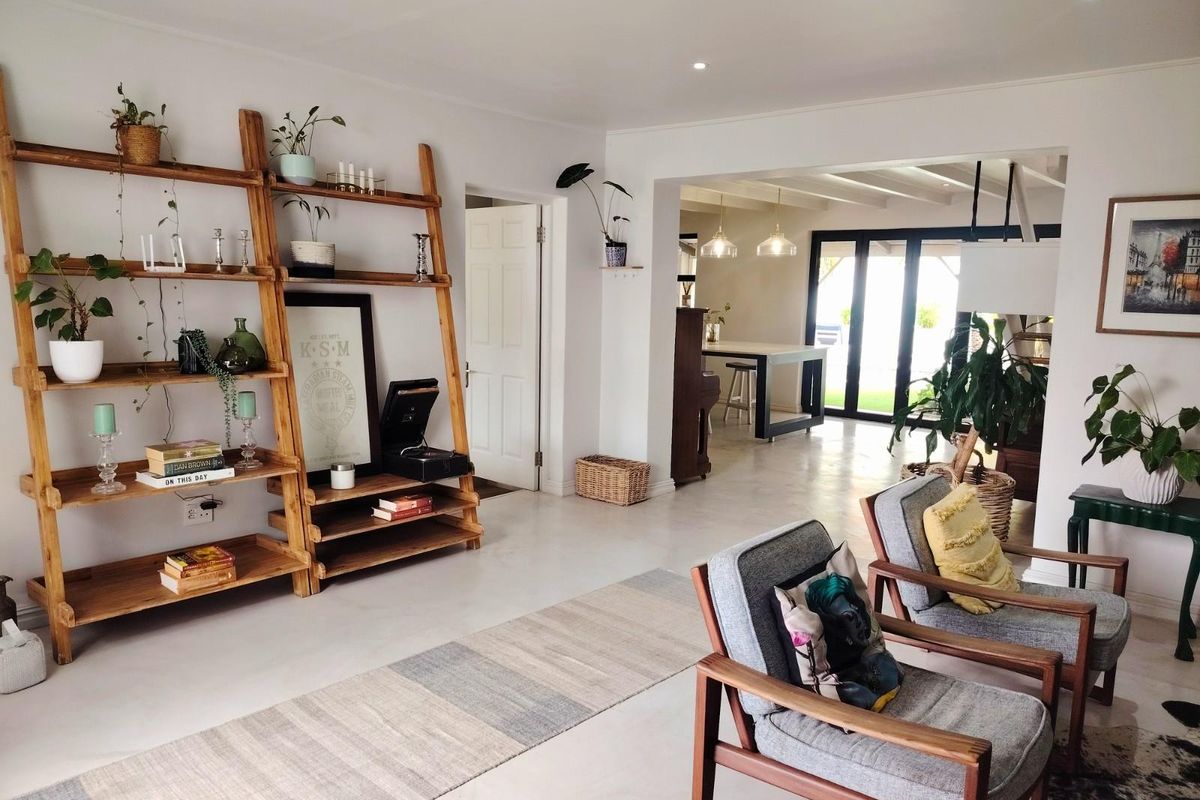 Gorgeous House Near All Paarl's Top Schools! - Photo 5