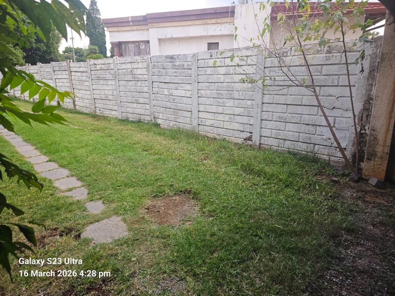 House To Rent in Crown Gardens, Johannesburg - Photo 5