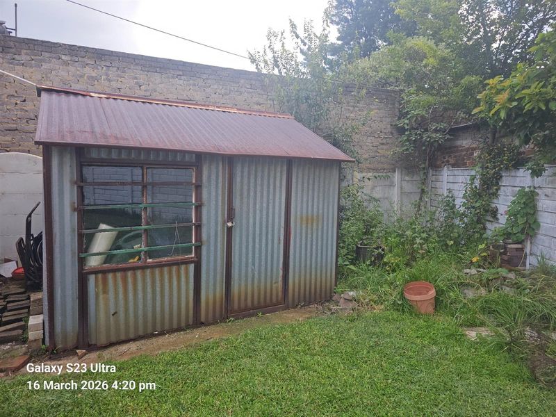 House To Rent in Crown Gardens, Johannesburg - Photo 4