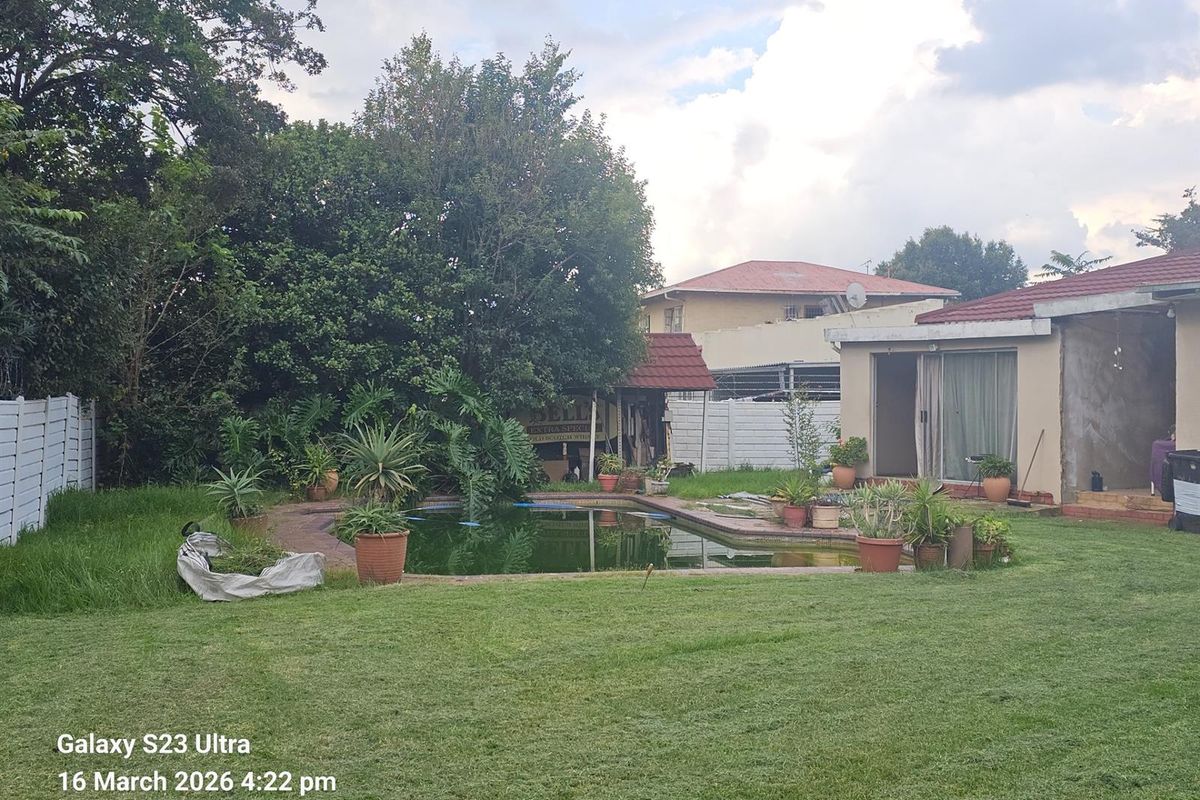 House To Rent in Crown Gardens, Johannesburg - Photo 3