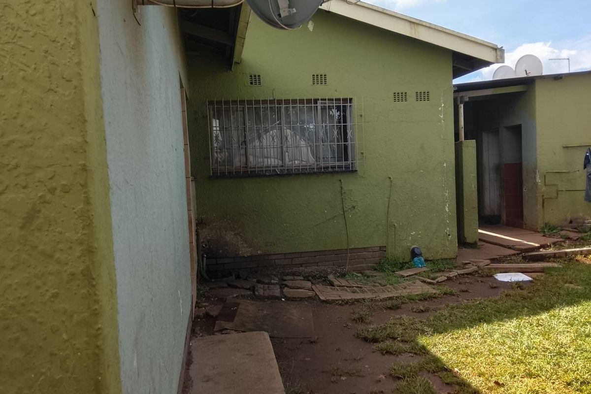 House For Sale in Kempton Park West, Kempton Park - Photo 3